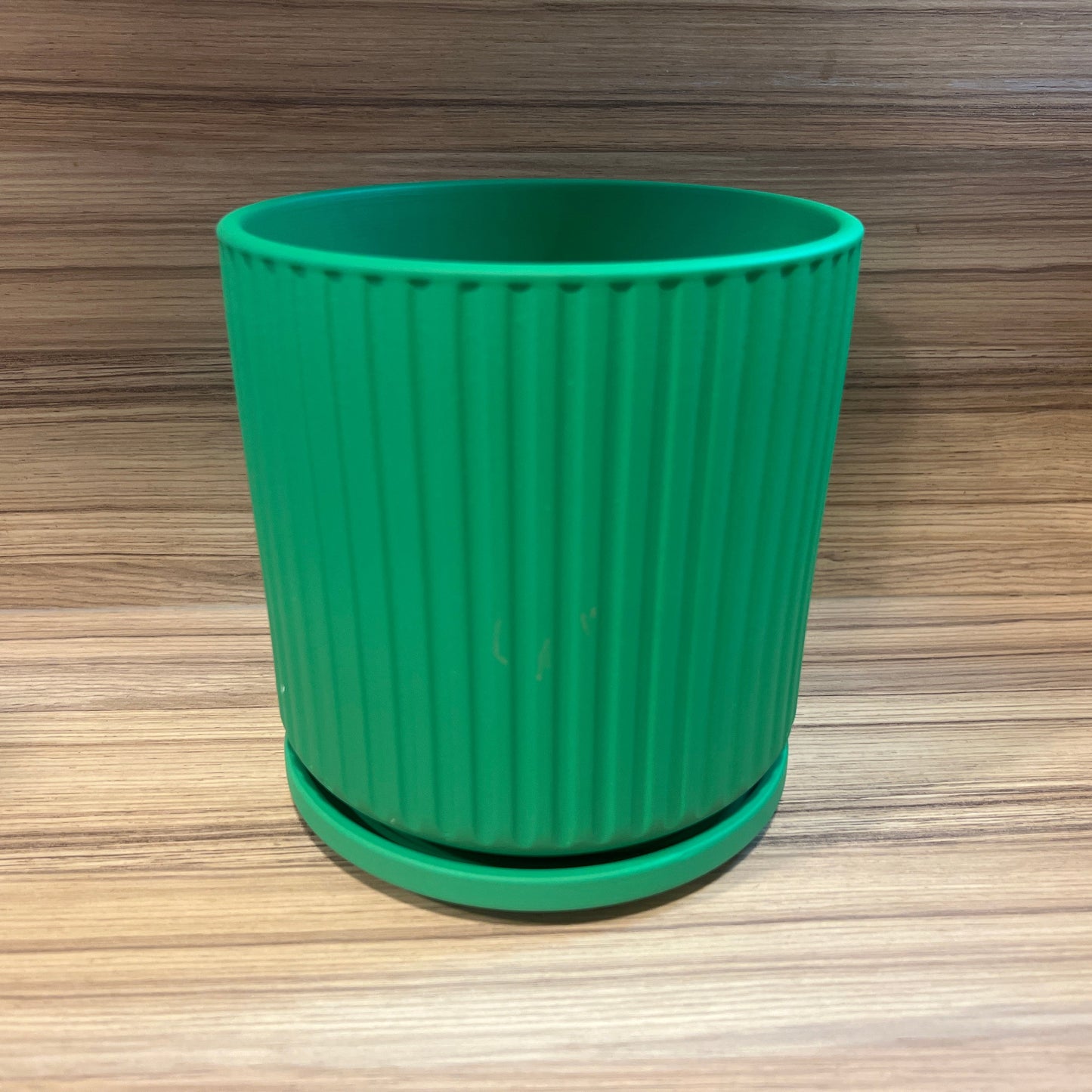 Ribbed Ceramic Pot and Saucer Vibrant Green - 16cm inner