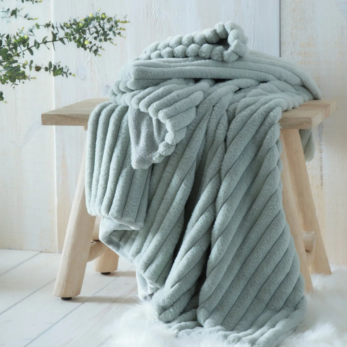 Morritz Throw By Appletree Hygge 130 x 180cm